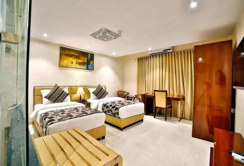 Deluxe-huone, Kings Heritage Surat