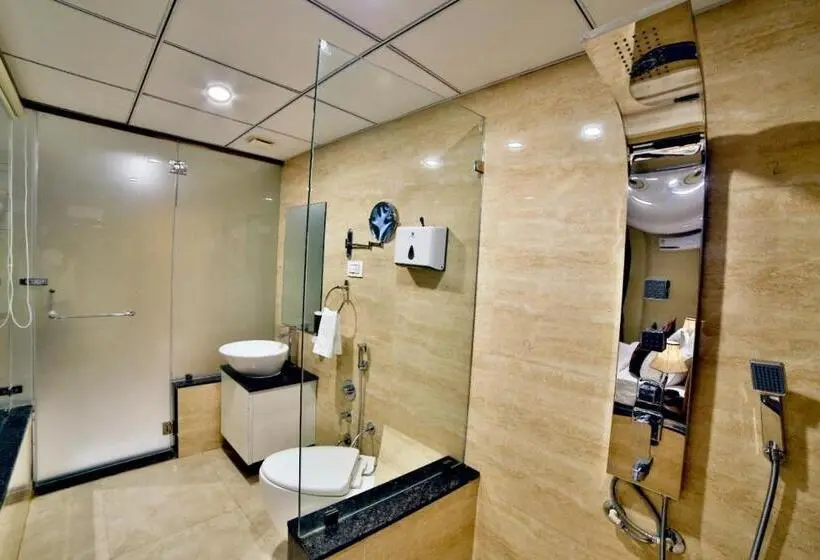 Deluxe-huone, Kings Heritage Surat