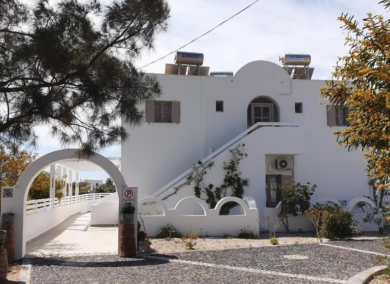 스탠다드 트리플 룸 풀장 전망, Sagma Central Rooms