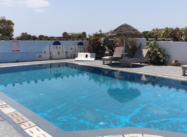 스탠다드 트리플 룸 풀장 전망, Sagma Central Rooms