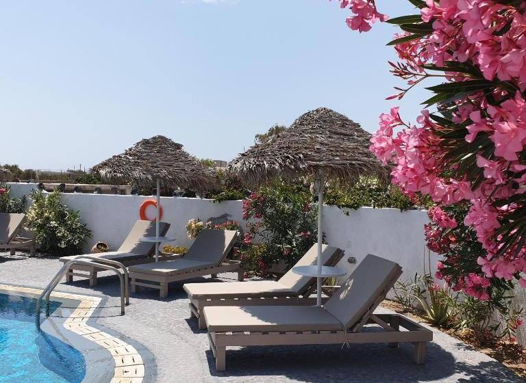 Трехместный Номер Стандарт Вид на Бассейн, Sagma Central Rooms