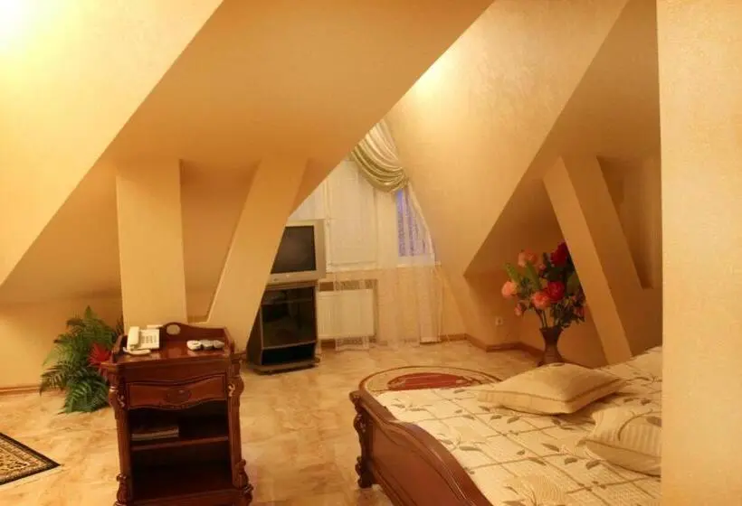 Standard-huone, Ceasar