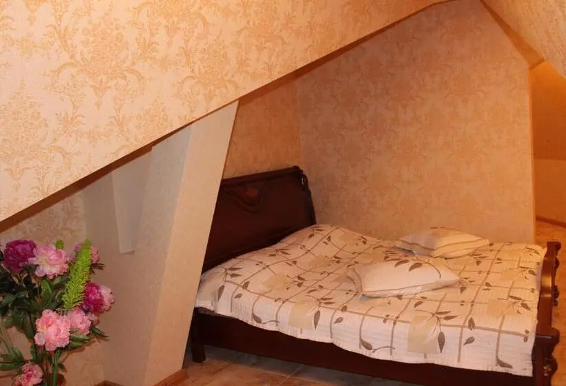 Standard-huone, Ceasar
