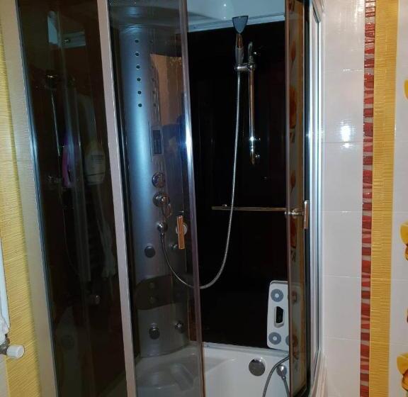 اتاق لوکس, Ceasar