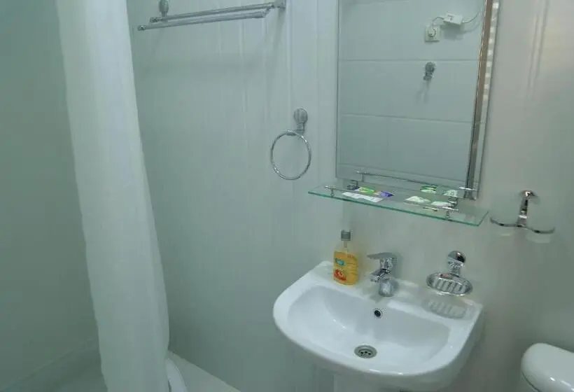 Quarto Familiar, Nihol