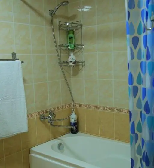 Quarto Quádruplo Deluxe, Nihol