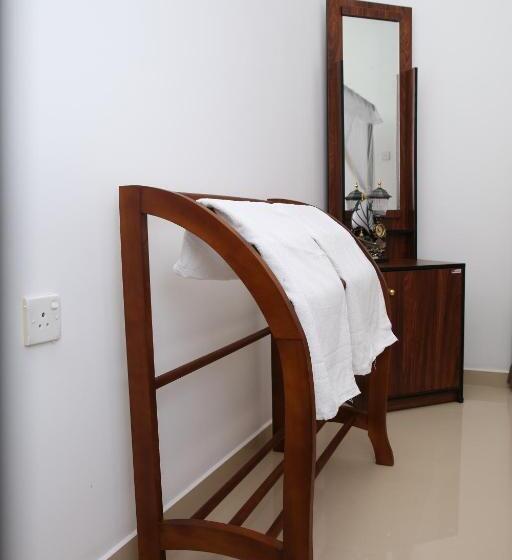 デラックスルーム, Suzzi Villa