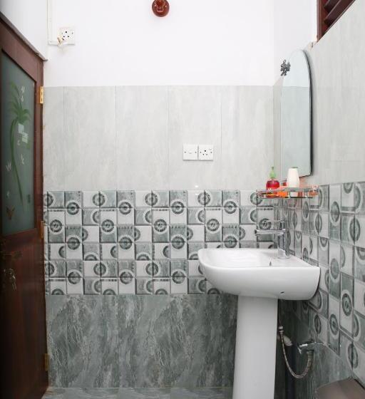 デラックスルーム, Suzzi Villa