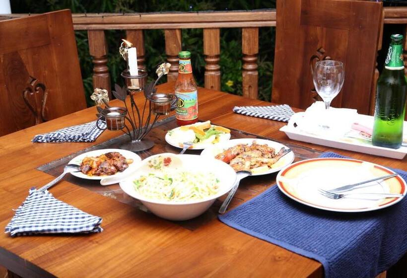 デラックスルーム, Suzzi Villa