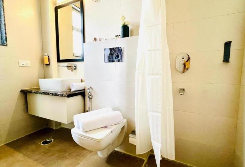 חדר סופריור עם מיטת קינג, Zen Medicity   Hotel & Serviced Apartments Gurgaon