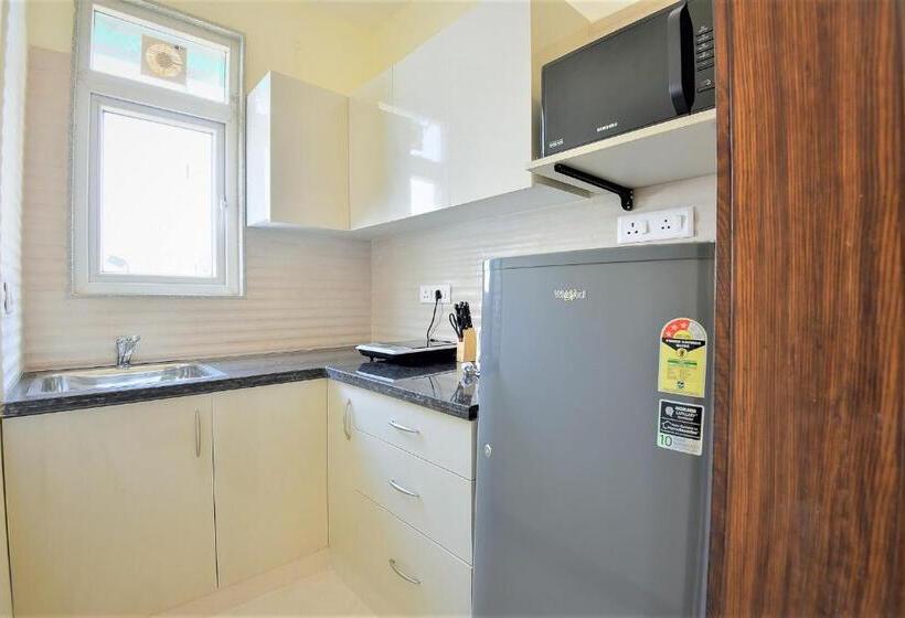 חדר סטודיו סטנדרד, Zen Medicity   Hotel & Serviced Apartments Gurgaon