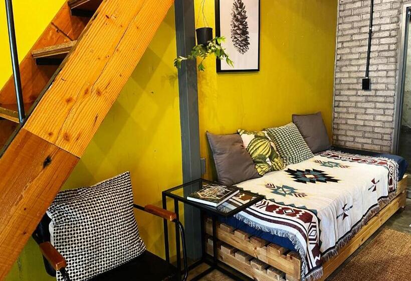 Студия Стандарт, Hongdae Guesthouse Pajamaparty   Hostel