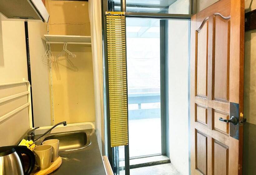 Номер Стандарт с Террасой, Hongdae Guesthouse Pajamaparty   Hostel