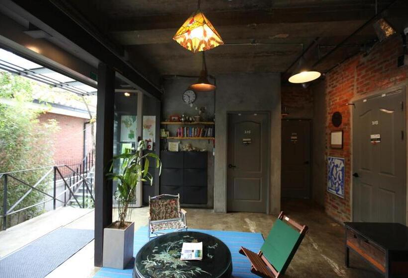 Семейный Номер, Hongdae Guesthouse Pajamaparty   Hostel