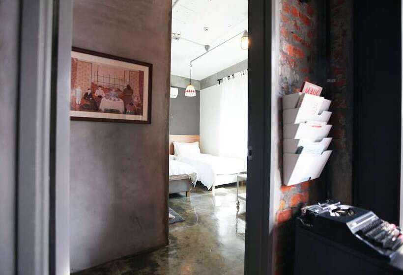 Люкс Вид на Сад, Hongdae Guesthouse Pajamaparty   Hostel