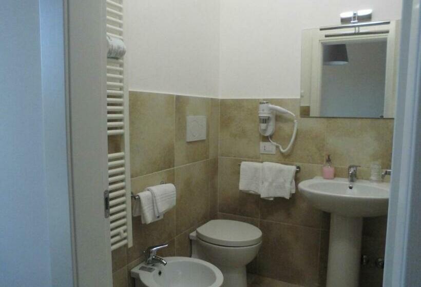 اتاق استاندارد, Assisium Agriturismo