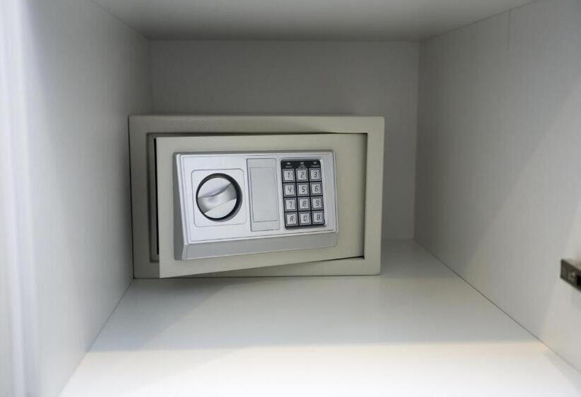 Classic room with balcony, Aparthotel Tangerine