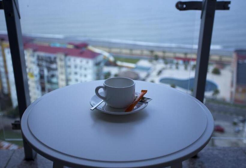 اتاق سه نفره دلوکس با چشم‌انداز دریا, Aparthotel Tangerine