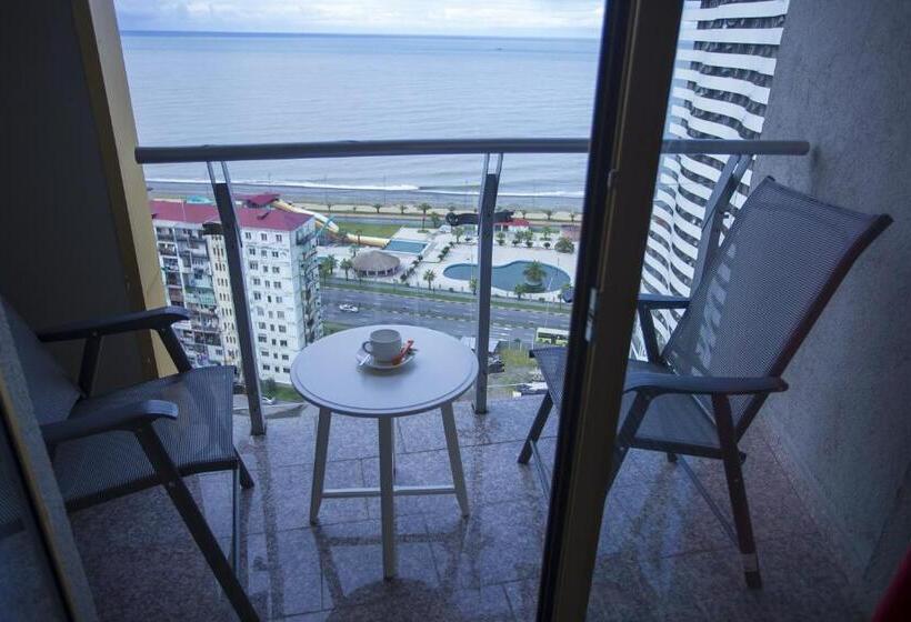 اتاق سه نفره دلوکس با چشم‌انداز دریا, Aparthotel Tangerine