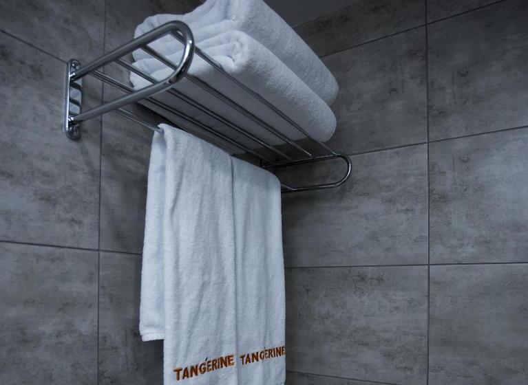 اتاق سه نفره دلوکس با چشم‌انداز دریا, Aparthotel Tangerine