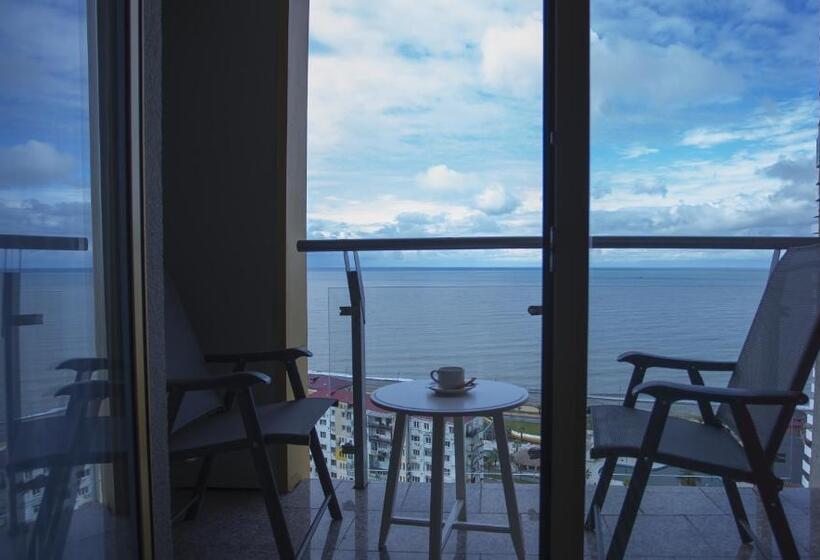 اتاق خانوادگی با چشم‌انداز دریا, Aparthotel Tangerine