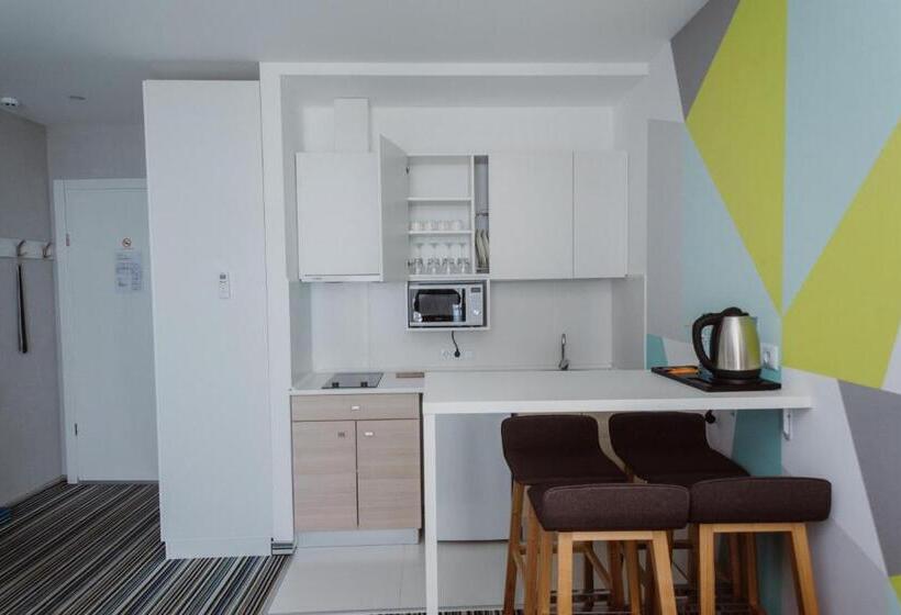 سوییت خانوادگی, Aparthotel Tangerine