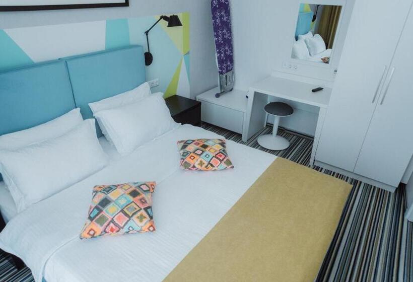 سوییت خانوادگی, Aparthotel Tangerine