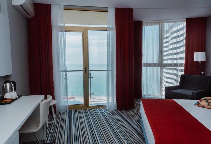 اتاق سه نفره دلوکس با چشم‌انداز دریا, Aparthotel Tangerine