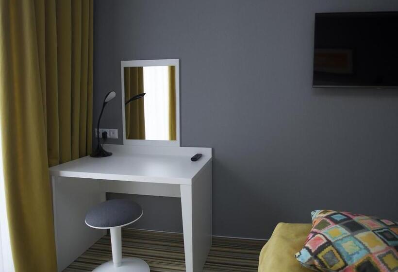 سوییت خانوادگی, Aparthotel Tangerine