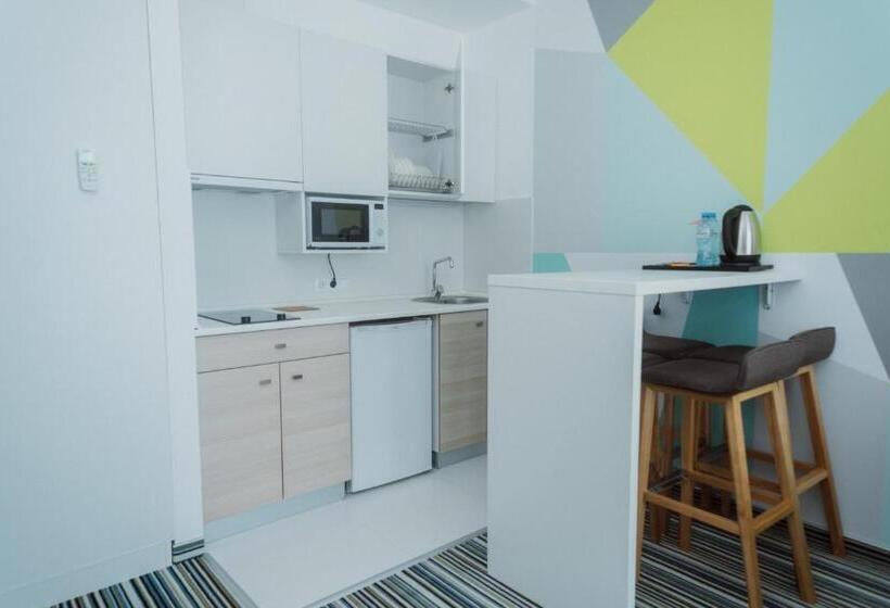 سوییت خانوادگی, Aparthotel Tangerine