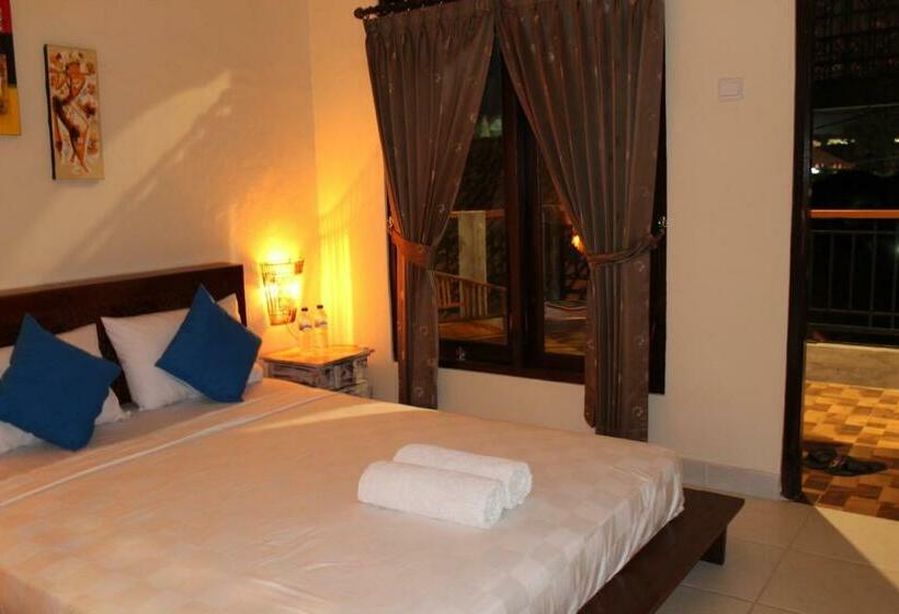 Номер Стандарт с Балконом, Chillin Kuta Homestay