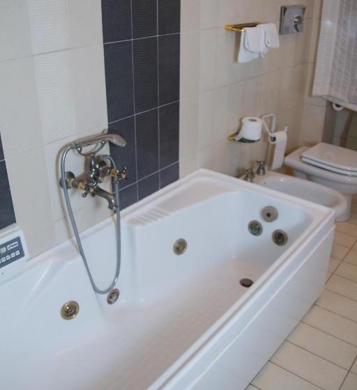 סוויטה דלוקס, Letizia