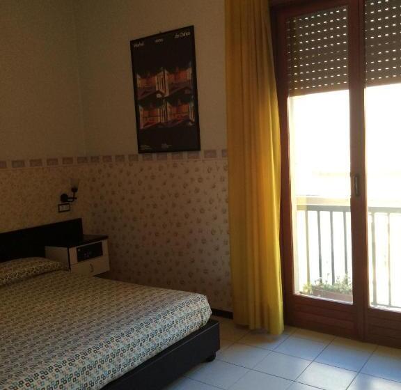 חדר אקונומי, Letizia