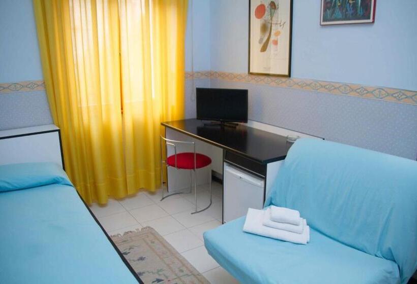 חיבור הדירה עם חדר שינה אחד, Letizia