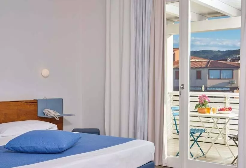 スーペリアールーム, Felix Hotels   Hotel Residence Porto San Paolo