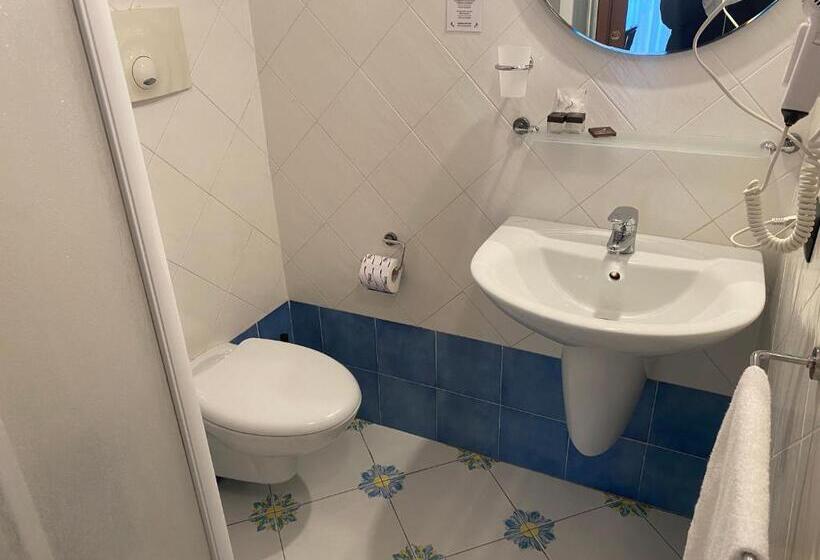 اتاق استاندارد یک نفره, Gatto Bianco Le Dimore