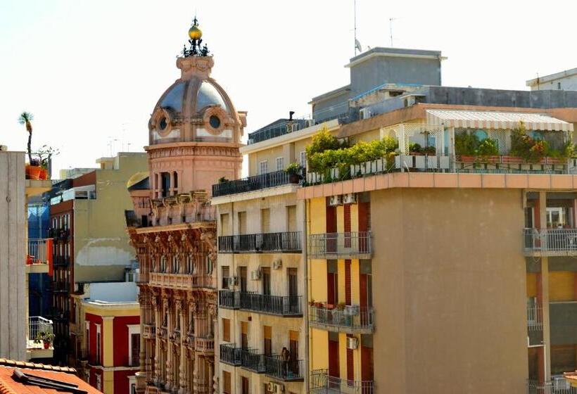 سوئیت جونیور با تراس, Gatto Bianco Le Dimore