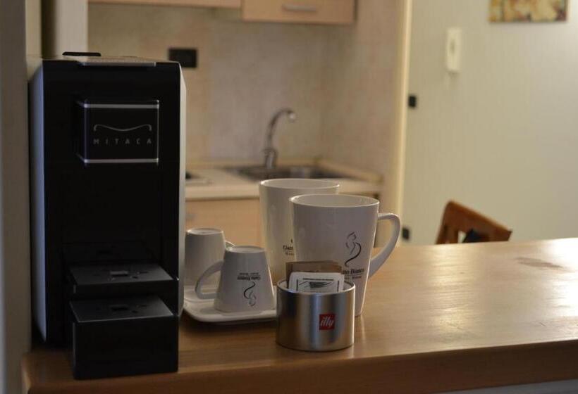 استودیوی استاندارد, Gatto Bianco Le Dimore