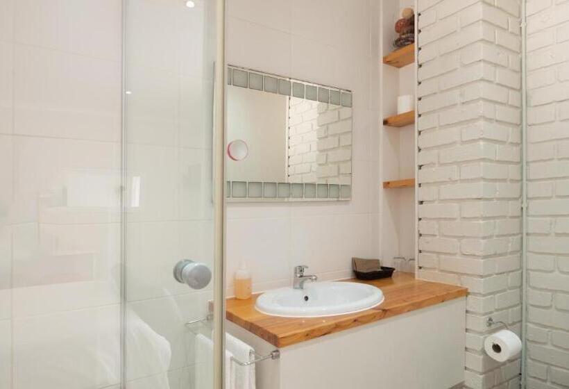 اتاق استاندارد, Interlaken Guest House