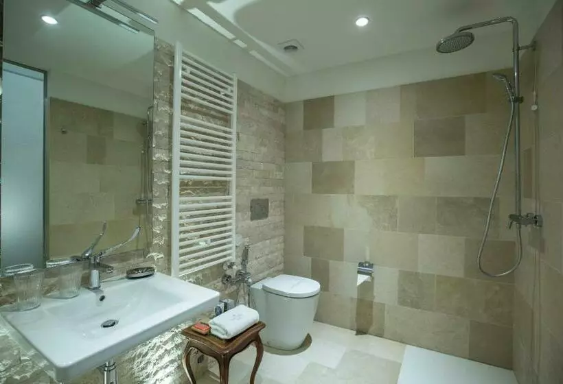 سوییت سوپریور, Le Saline Guest House