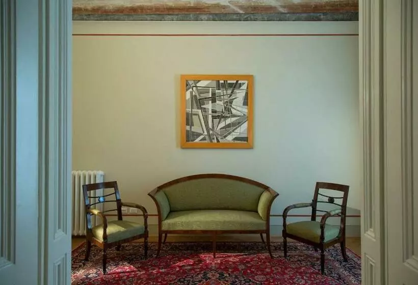 سوییت لوکس, Le Saline Guest House
