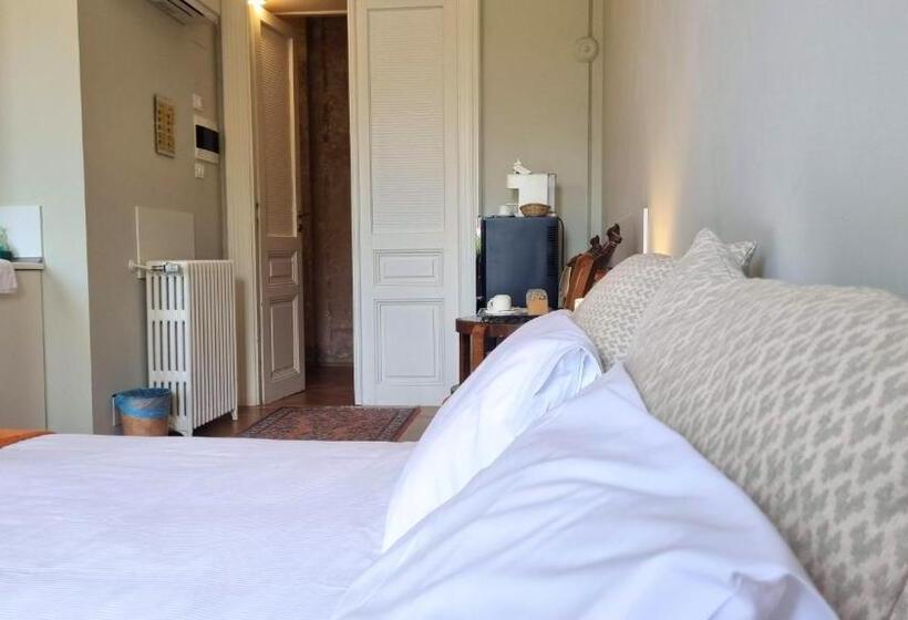 سوئیت با تخت بزرگ, Le Saline Luxury Guest House