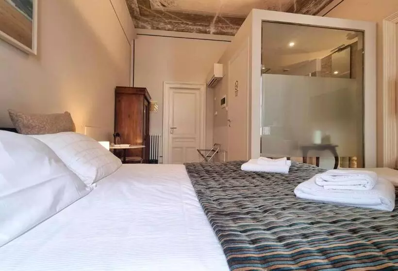 اتاق لوکس سه تخته, Le Saline Guest House