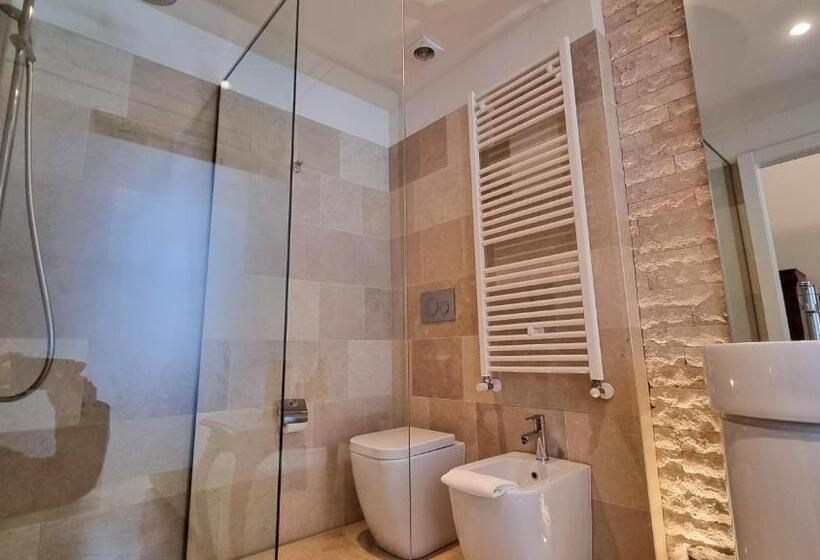 اتاق لوکس سه تخته, Le Saline Luxury Guest House