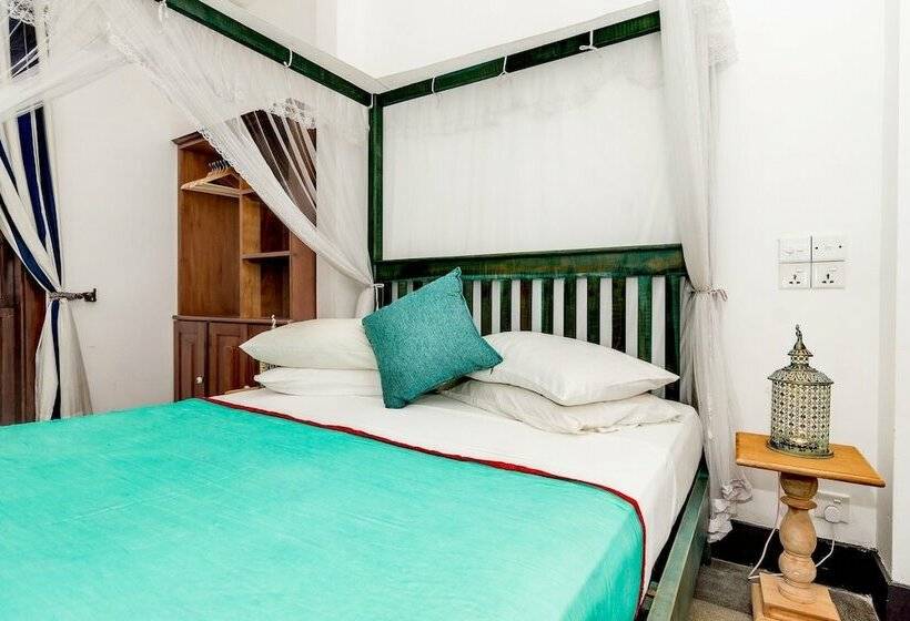 标准间, The Entrance Galle Fort