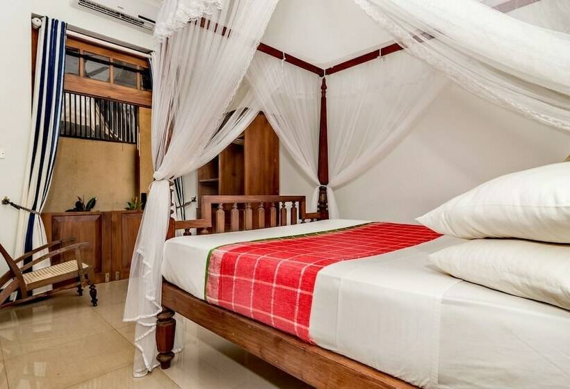 标准间, The Entrance Galle Fort