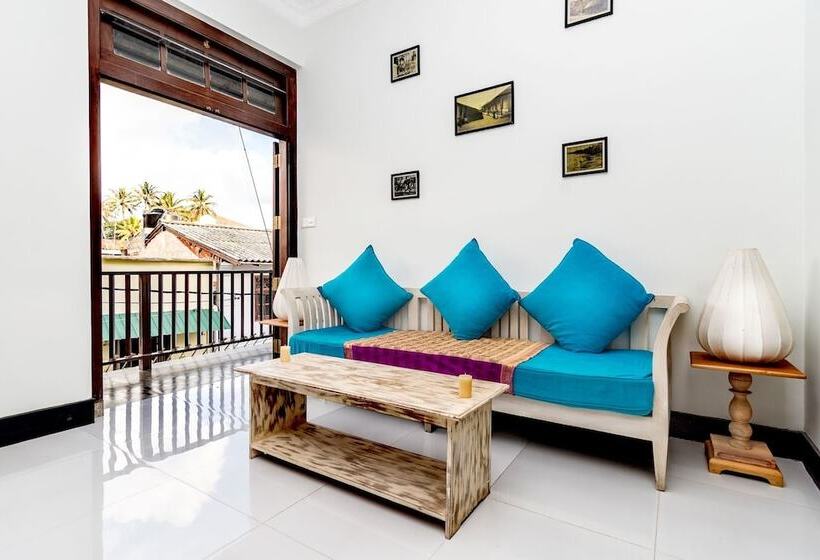 标准间, The Entrance Galle Fort