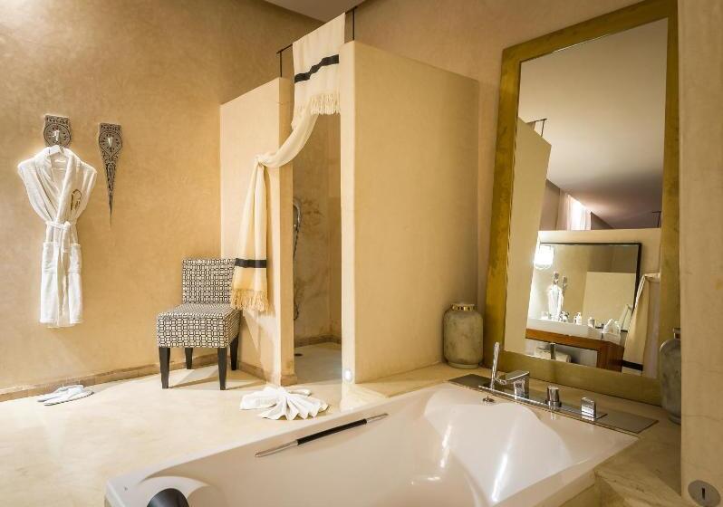 سوییت, Riad Houma