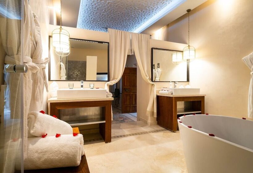 سوییت, Riad Houma