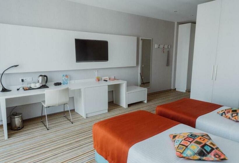 اتاق استاندارد با چشم‌انداز دریا, Aparthotel Tangerine